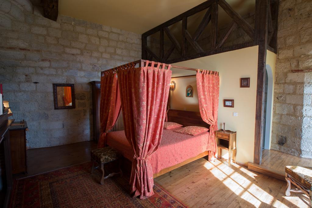 Chateau De Goudourville Villa Kamer foto